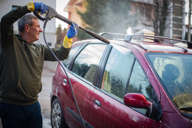 Best Deck Cleaning Services  in Harvey, ND